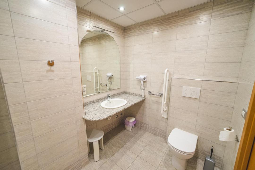 Hotel Grand Prix Сотомарина Екстериор снимка